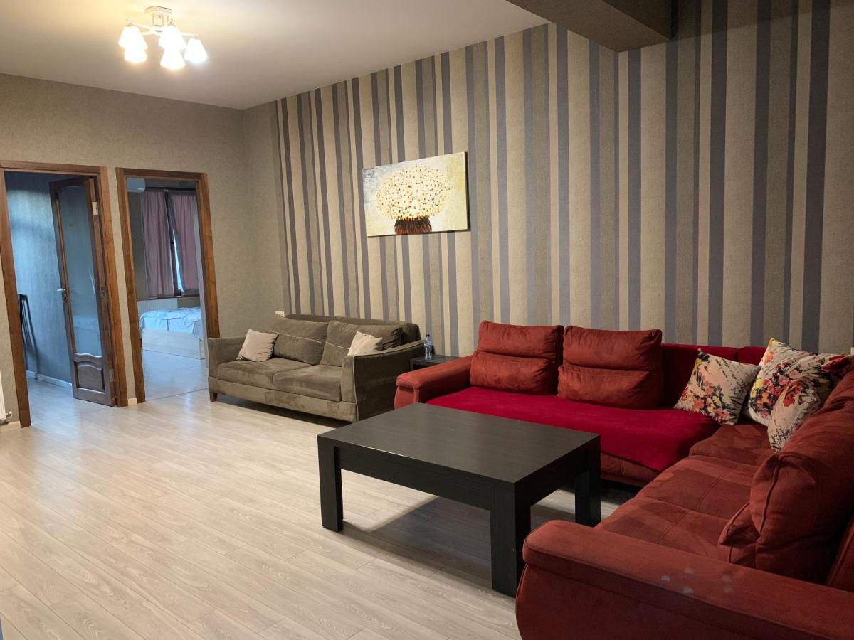 Lilika Apartments On Meskhishvili Tbilisi Buitenkant foto