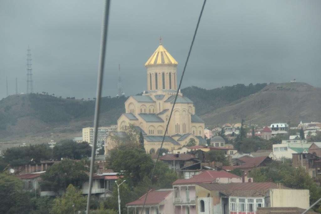 Lilika Apartments On Meskhishvili Tbilisi Buitenkant foto