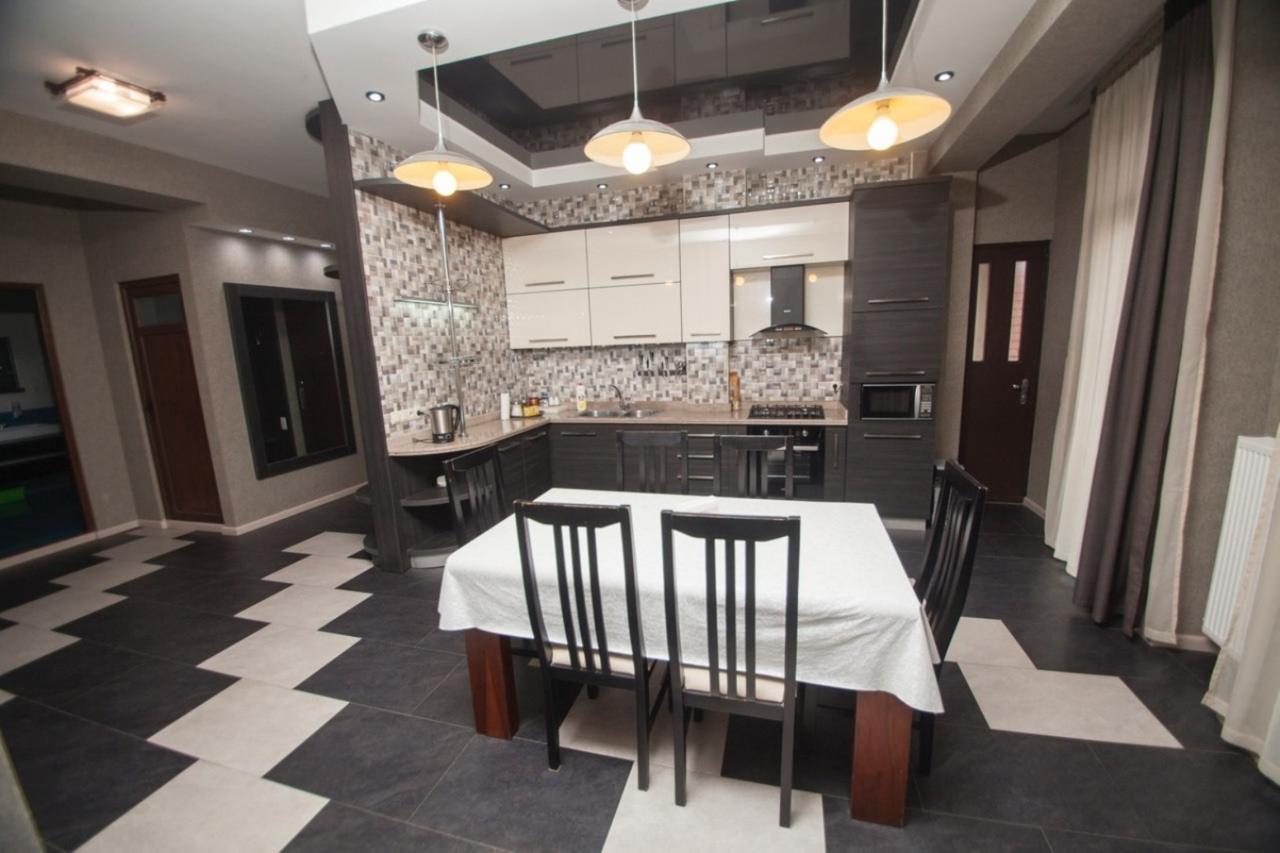 Lilika Apartments On Meskhishvili Tbilisi Buitenkant foto