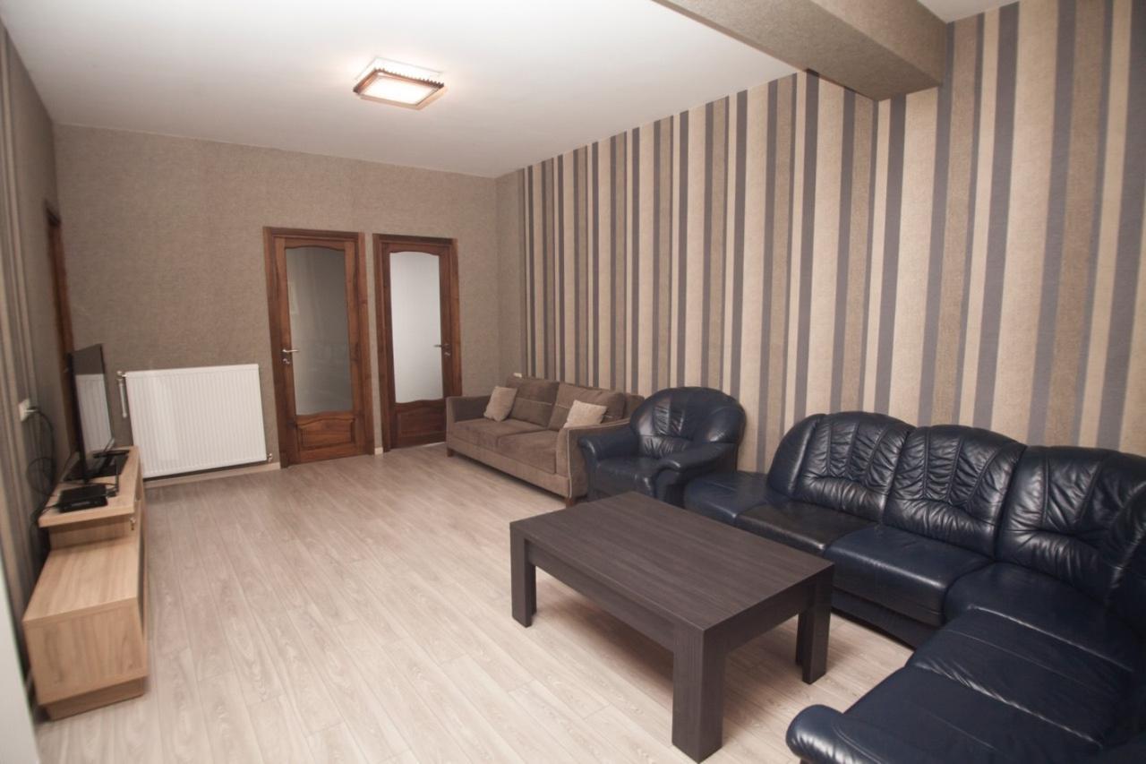 Lilika Apartments On Meskhishvili Tbilisi Buitenkant foto