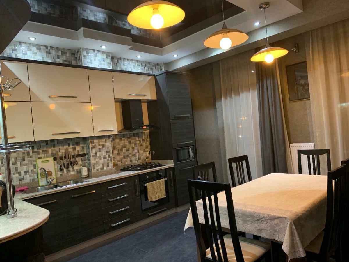 Lilika Apartments On Meskhishvili Tbilisi Buitenkant foto
